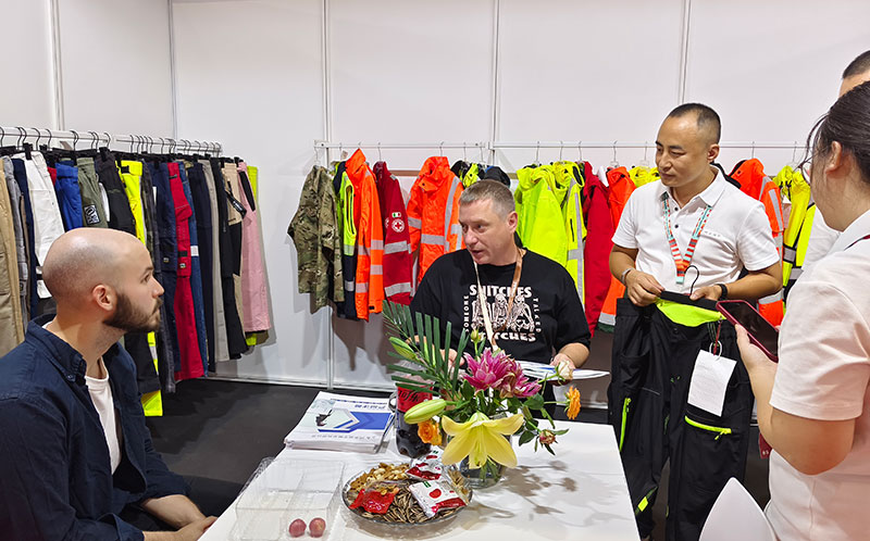 河北涵宇服装有限公司展会掠影13